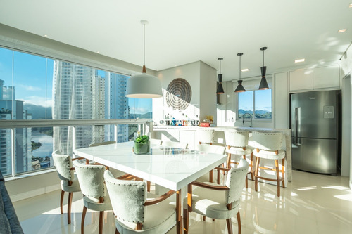 Imagem 2 de 30 de Finamente Mobiliado, Apartamento Pronto Para Morar Com 3 Suítes - 3423
