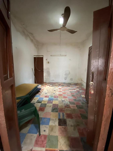 Imagen 10 de 20 de Casa Ubicada Cerca Del Hospital Horan