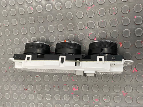 Control A/c Mitsubishi Asx Cvt 2.0 2013/2015 (Usado)