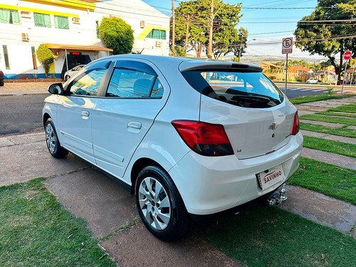 Chevrolet Onix 1.4 MPFI LT 8V