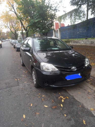 Toyota Etios 1.5 xs 6M/T