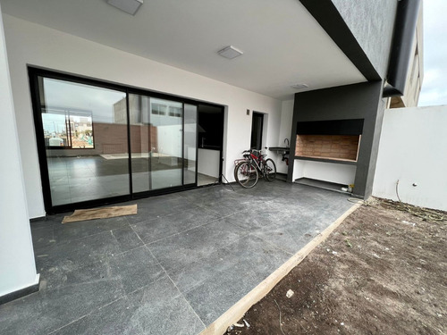 Imagen 14 de 30 de Vendo Duplex - Colinas De Manantiales - 1ra Categoria - 3 Dormitorios - Calefaccion