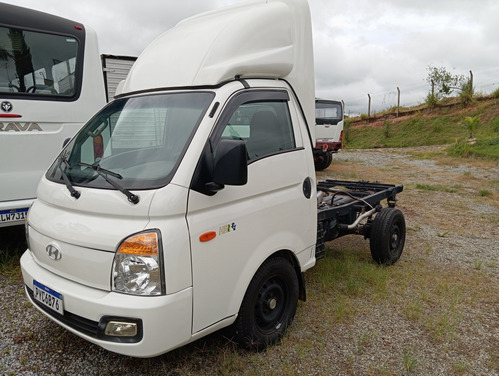 Hyundai HR 2.5 Hd Cab. Curta S/ Carroceria Tci 2p