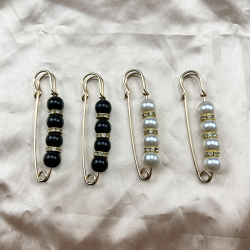 Wa Um Conjunto De 3 Broches De Pérolas Elegantes Para 3