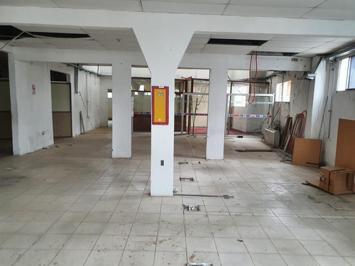 Imagen 14 de 19 de Camino Carrasco Prox Aeropuerto , Predio De 10000 M2 Y 4000 M2 De Depósitos !!