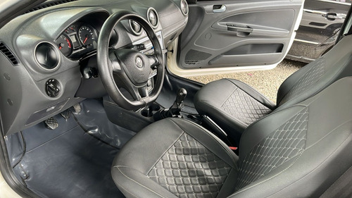 Volkswagen Saveiro 1.6 Robust Cab. Simples Total Flex 2p