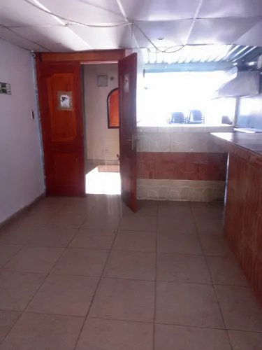 Alquilo. Local Comercial