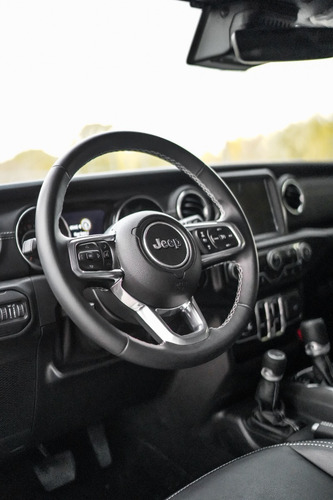 Imagen 11 de 19 de Jeep Gladiator Overland