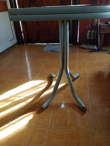 Mesa Libro Extensible 120 X 80 Melanina Patas Hierro (Usado)