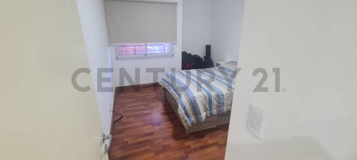 Departamento 2 Dos Ambientes En Moreno Con Cochera!