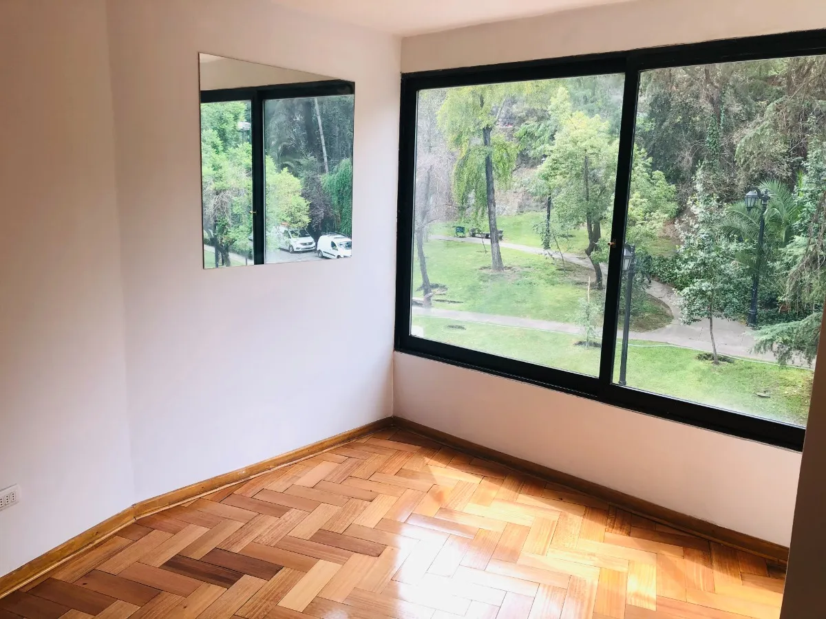 Imagen 1 de 9 de Departamento En Venta Fantástica Vista Sector Lastarria