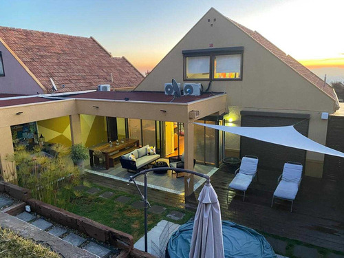 Hermosa Casa (84899)