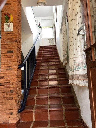Venta De Cómoda Y Amplia Casa, Vía Curiepe A 10 Min De Flamingo, Hacienda Mondragón, Higuerote