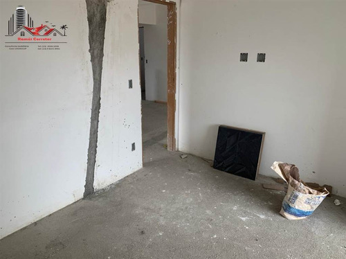 Imagem 13 de 20 de Apartamento À Venda Com 2 Dormitórios Na Vila Guilhermina Em Praia Grande Sp. - Rrc140