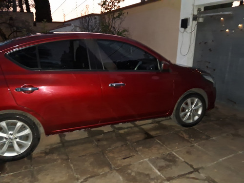 Nissan Versa 1.6 Advance Mt