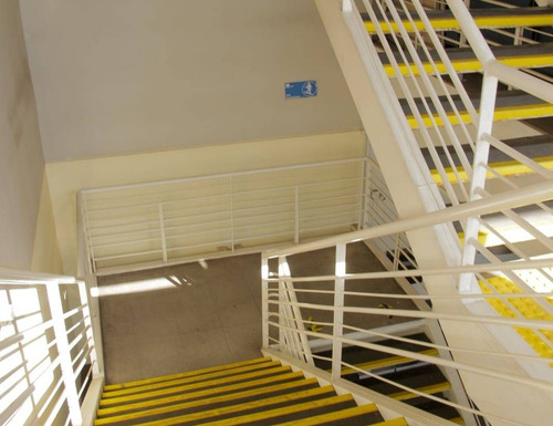 Arriendo Dos Pisos Torre Mall Curicó (73816)