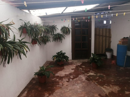 Imagen 6 de 8 de Casa En Venta En Santa María Pipioltepec, Valle De Bravo.