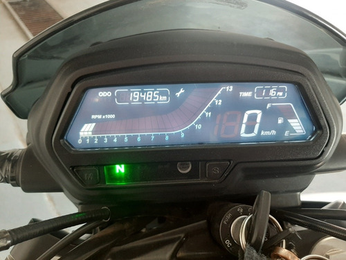 Imagen 13 de 15 de Bajaj Dominar 400