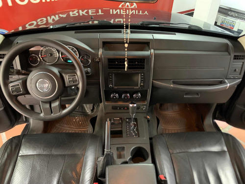 Imagen 6 de 10 de Jeep Cherokee 3.7 4x4