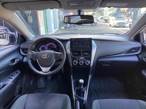 Imagem 10 de 15 de Toyota Yaris Sedán 2019 1.5 Xl 16v 4p