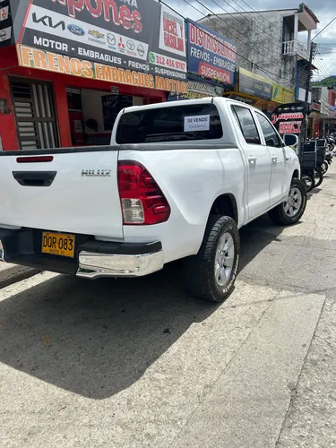 Toyota Hilux 2.4l 4x4