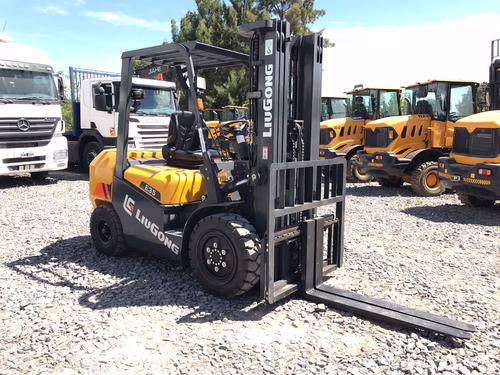 Autoelevador Liugong 3.500kg Torre Triple Con Desplazador