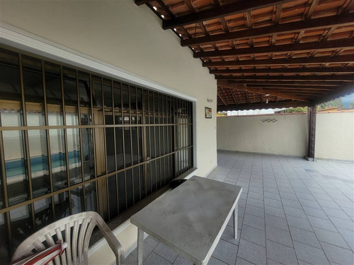 Imagem 8 de 26 de Casa Isolado 4 Dorm Jardim Imperador Praia Grande A Metros Da Praia Com Piscina - Acw816