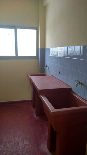 Imagen 9 de 13 de Departamento En Las Toninas Sobre La Principal A 1 Del Mar