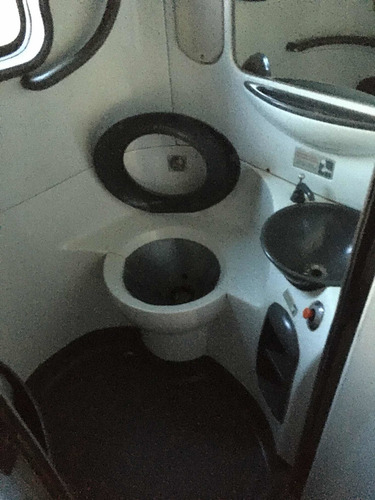 Imagem 9 de 13 de Mercedes Bens Viagio 1050
