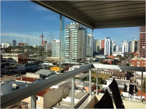 Venta Apartamento De 3 Dormitorios En Zona Mansa, Art Boulevard