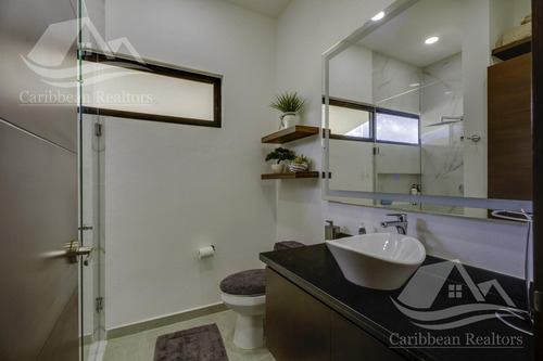 Casa En Venta En Lagos Del Sol Cancun