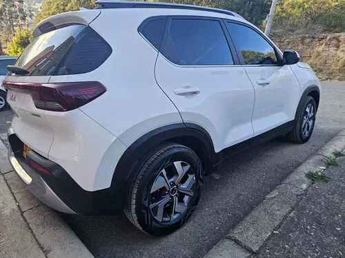 Kia Sonet Desire 1.5 2023