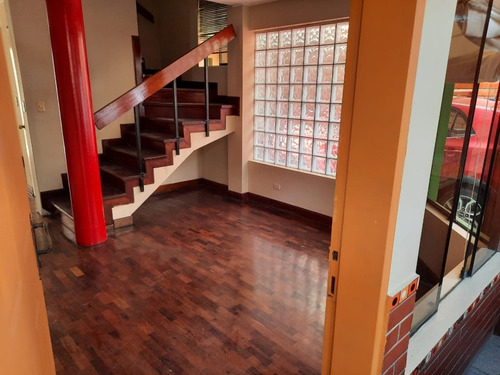 Imagen 2 de 20 de Hermosa Casa Familiar, Excelente Ubicación, ¡lista Para Mudarse!