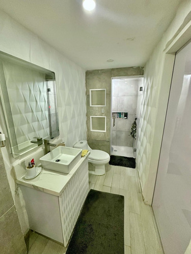 Venta . Casa. Los Palos Grandes. Caracas 157416
