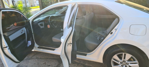 Toyota Corolla 2015 1.8 Xli Cvt 140cv