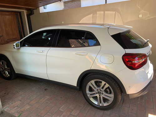 Mercedes-benz 200 Gla200
