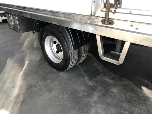 Imagen 8 de 10 de Mercedes Benz 710 Con Caja Año 2009