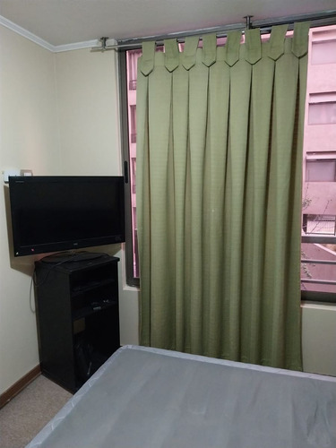 Un Dormitorio Los Heroes Amoblado