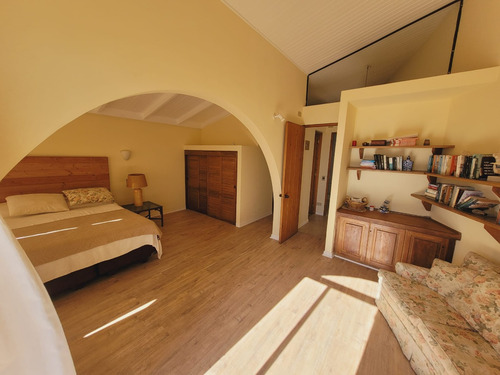 Casa En Pichidangui Totalmente Amoblada 4d 3b