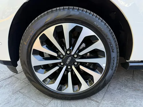 Lincoln Navigator Reserve Larga 2023