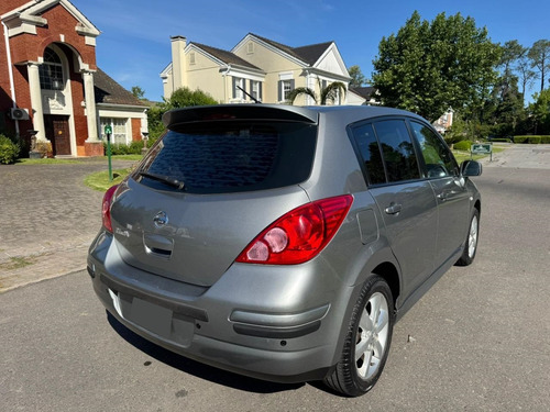 Nissan Tiida 1.8 Acenta
