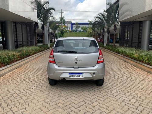 Renault Sandero Expression 1.0