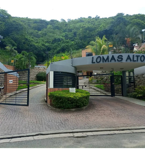 Se Vende Townhouse Lomas Del Este Valencia