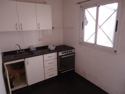 Imagen 5 de 10 de Chalet Ph En Venta En Ituzaingo Norte