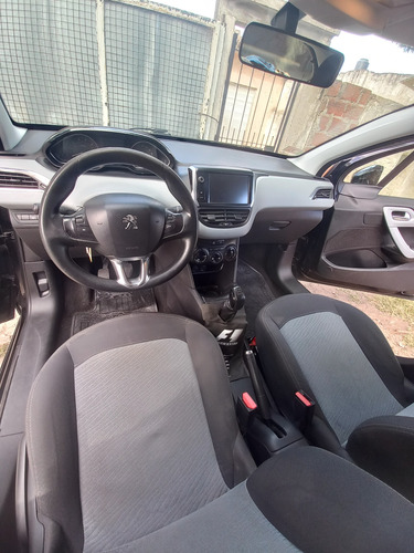 Peugeot 208 1.5 Allure Touchscreen