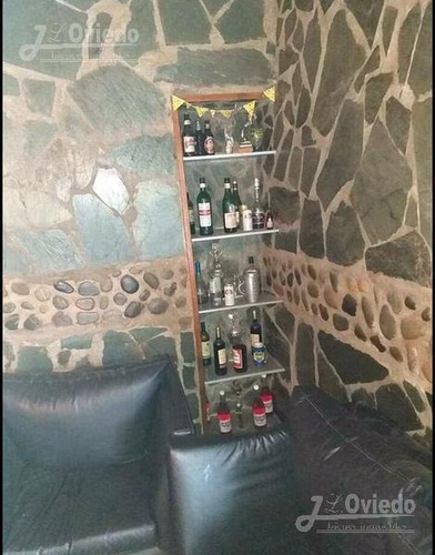 Pintoresca Propiedad De 3 Amb En Castelar Of 1595j
