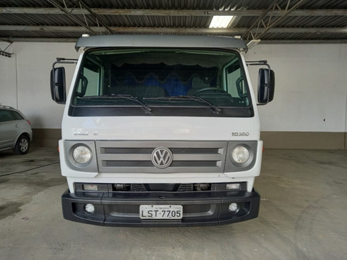 Imagem 1 de 15 de Vw 10.160 4x2 2017