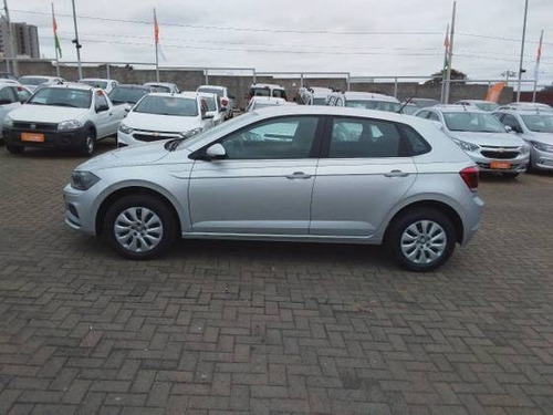Imagem 8 de 9 de Volkswagen Polo 1.0 Mpi Total Flex Manual