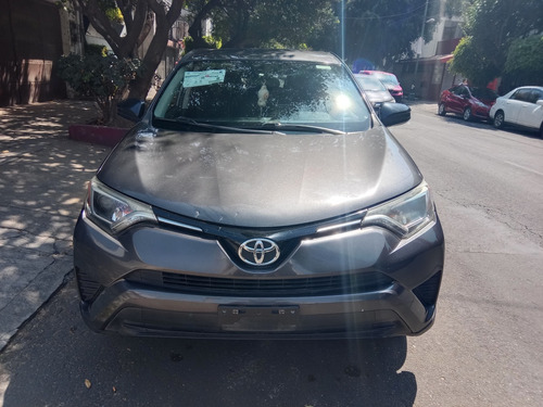 Toyota RAV4 2.5 Le At