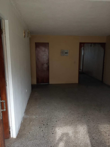 Imagen 8 de 14 de Casa En La Esmeralda A Remodelar